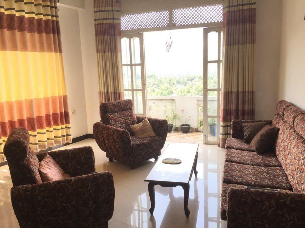 Hostel Mountview كاندي المظهر الخارجي الصورة